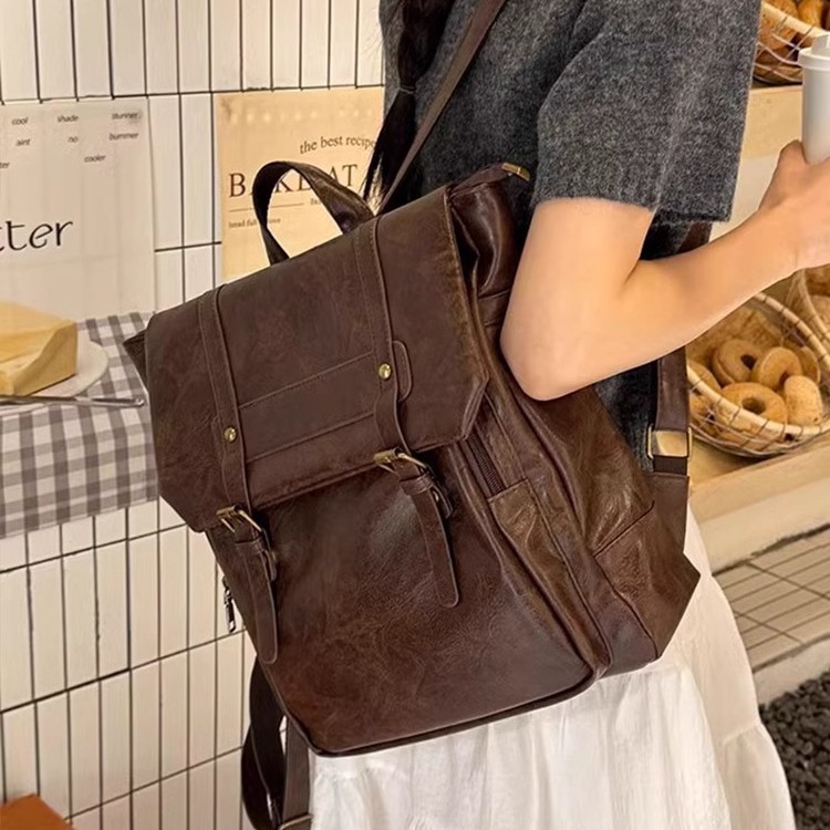 حقيبة ظهر نسائية كاجوال من جلد - مراجعة Leather Backpack Vintage وسعره